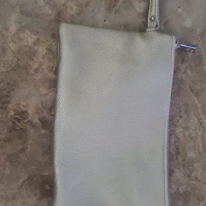 Light gold wristlet